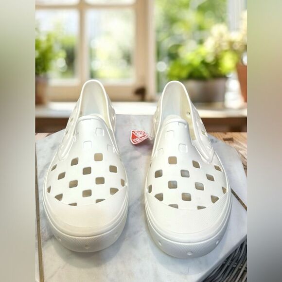 ?NEW ? VANS TRK Slip On Rubber Water Shoes Size 13